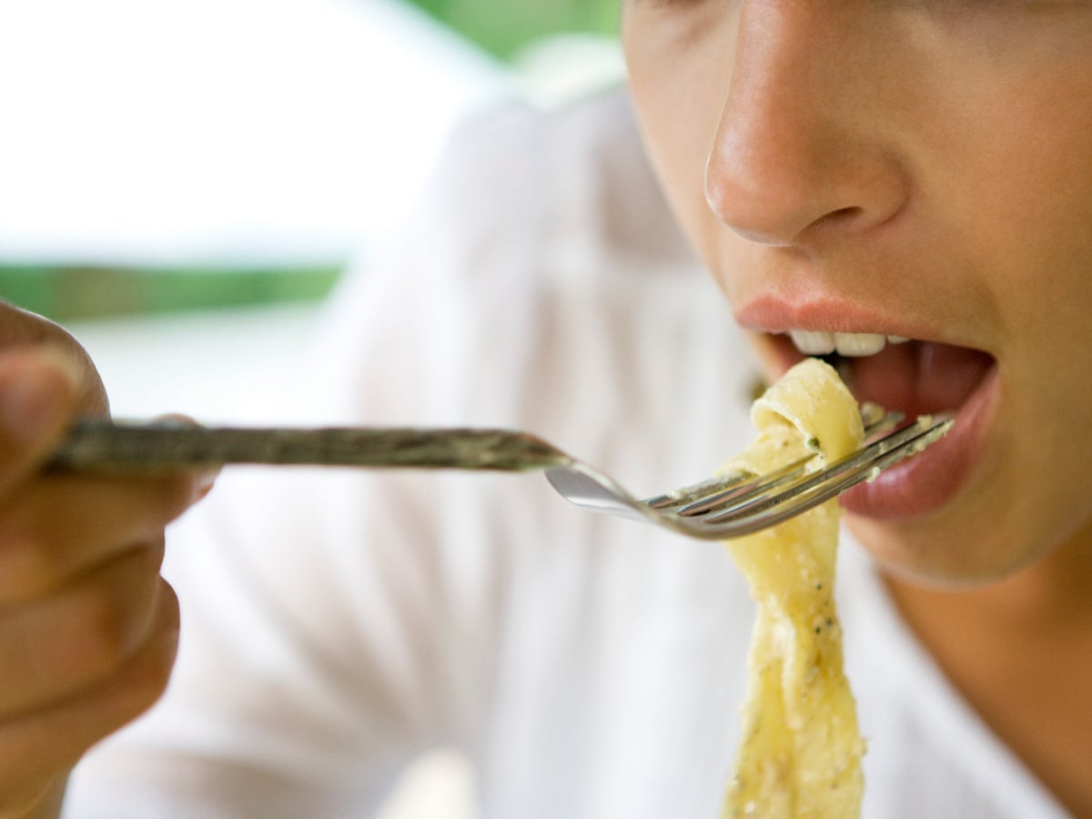 زبان و دندان چه کمکی به هضم غذا می کند
