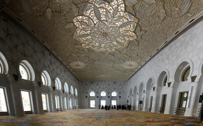 هنرمندان ایرانی بزرگ ترین فرش دستبافت دنیا را بافتند