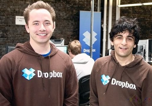 t آرش فردوسی؛ مخترع Dropbox