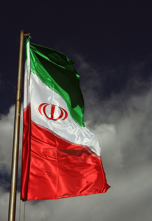 سرود ای ایران و اهتزاز پرچم