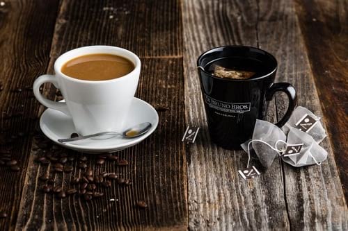 قهوه، نوشیدنی‌ای که اجازه نمی‌دهد دندان های سفید و مرواریدی داشته باشید