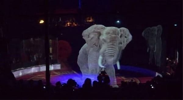 سیرک با حیوانات هولوگرامی